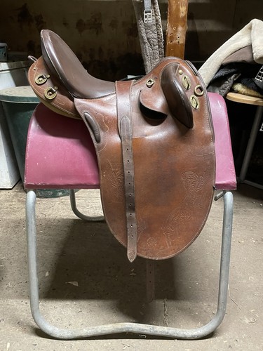 Australian stock saddle - australian,