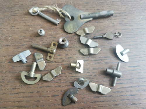 Clock winders keys mixed - clock, /