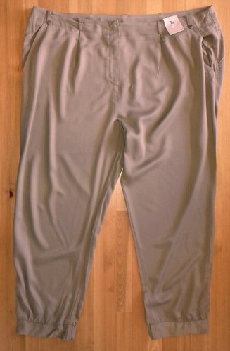 Bnwt lovely uk22 28 - *lovely*, (28