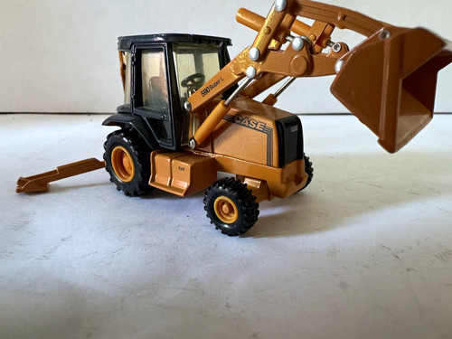 Case 590 super 4wd diecast - 590,