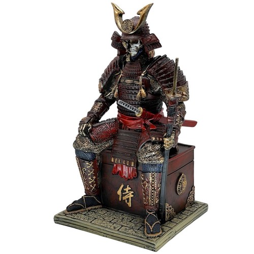 Eye catching samurai warrior - eye-catching,