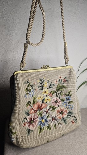 Vintage 1930s tapestry handbag - vintage,