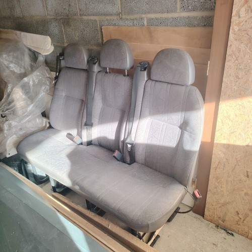 Vauxhall vivaro triple 2nd - triple,