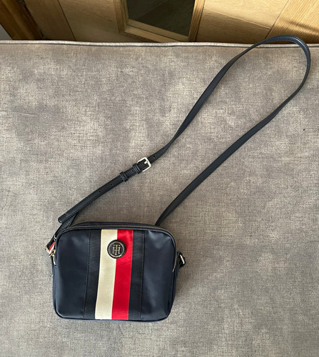Tommy hilfiger navy crossbody - navy,