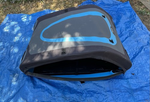 Roof box - roof,