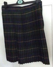 80’s Knee length Coppernob Check Skirt Size 12 Green Navy Pleated Tartan Plaid