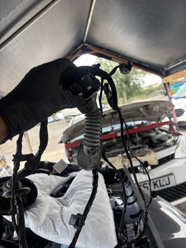 Ford kuga door - door, wiring