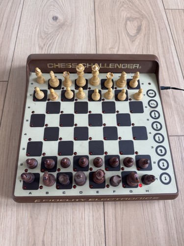 Vintage fidelity chess - fidelity,