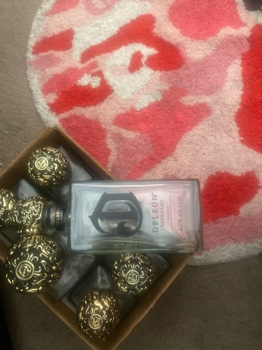 Six empty deleon tequila - empty,