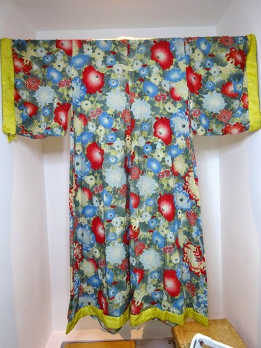 Antique japanese kimono - japanese,