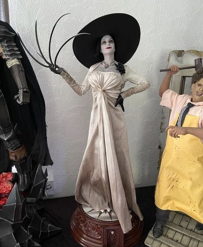 Resident evil lady dimitrescu - resident,