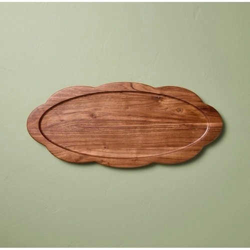 Hearth hand wood scallop - &,