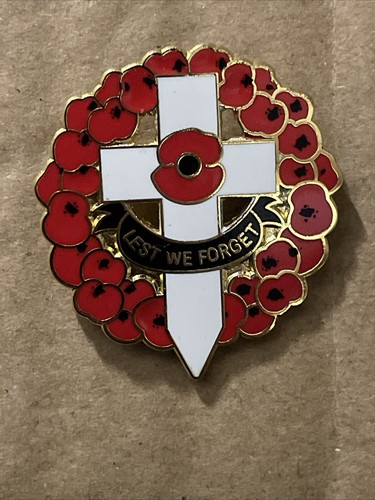 Poppy badge lest - poppy, we