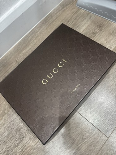 Authentic gucci shoe box - gucci,