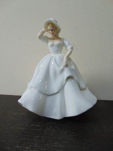 Royal doulton hn2954 - doulton,