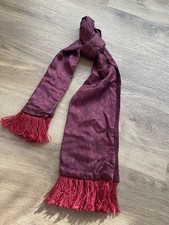 Retro Vintage 1960s Neck