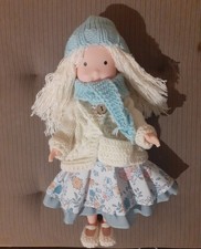 Waldorf-Inspired-Doll