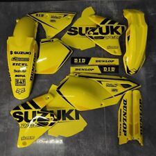 Plastics + Graphics Suzuki