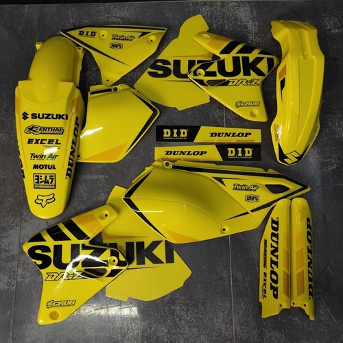 Plastics graphics suzuki - graphics,