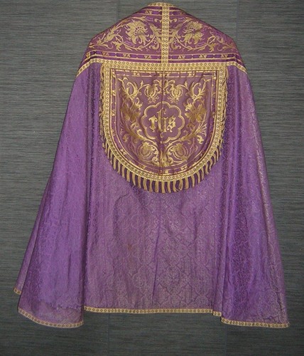 Antique chasuble pluvial - antique,