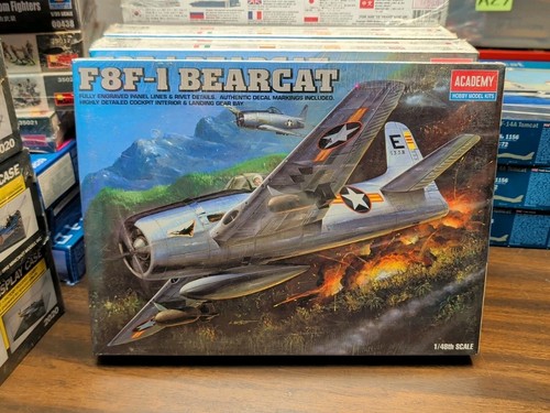 Academy f8f bearcat - bearcat, 1:48