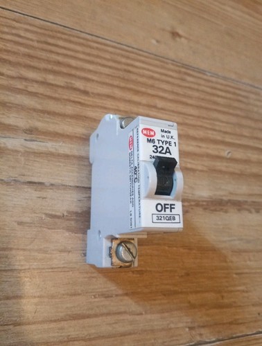 Mem 321qeb amp m6 - 32, a