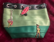HARVEYS SEATBELT BAG PETER PAN