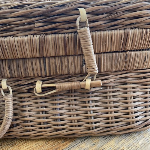 Vintage wicker picnic basket - picnic,
