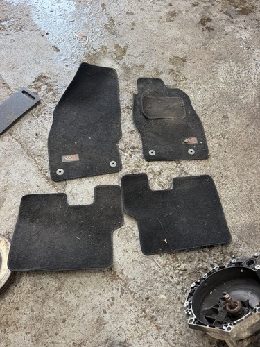 Corsa vxr floor mats set - d,