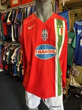 Genuine Juventus 2005/06 Away