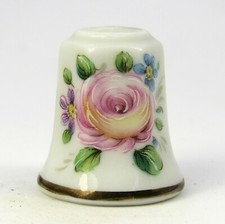 THIMBLE COLLECTORS CLUB