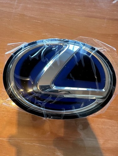 Lexus radar emblem 200h - lexus,