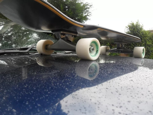 Complete skateboard public - complete,