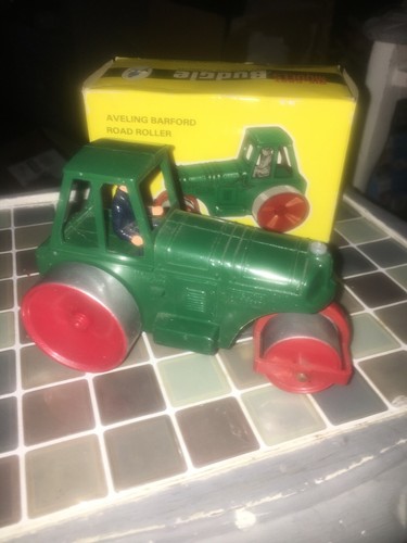 Vintage budgie toys 701 - vintage,
