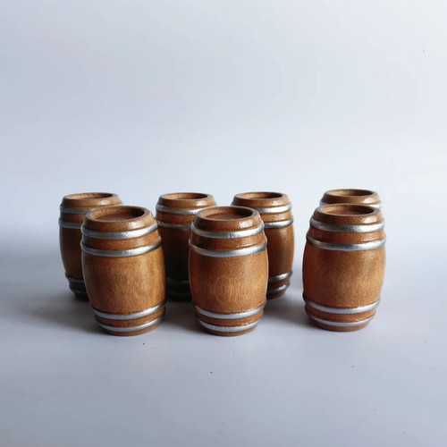 Scale whiskey barrels wine - g,