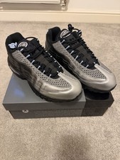 Palace x Nike Air Max 95