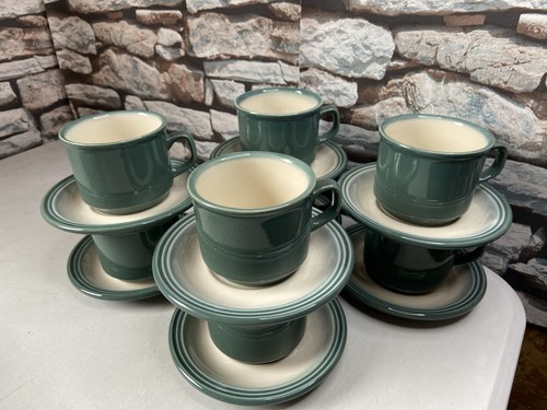 Cloverleaf pottery piece - cloverleaf, 16