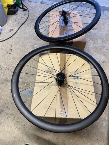Mavic cosmic carbon disc - 42,