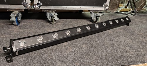 Showtec led light bar rbgw - led,