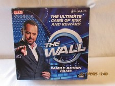 NEW THE WALL FAMILY ACTION