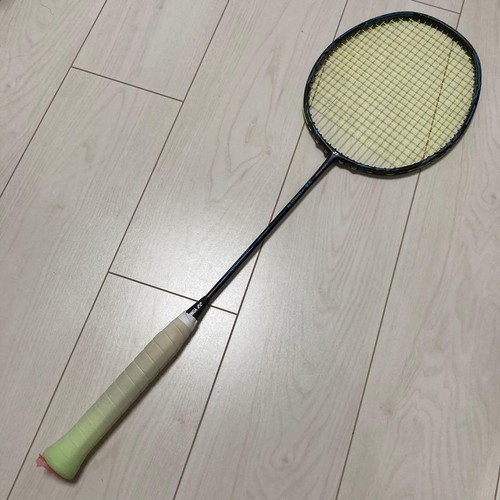 Yonex voltric force 2 - z,