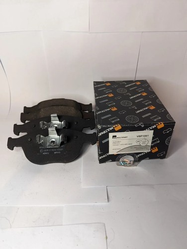 Brake pads set front fits - set,