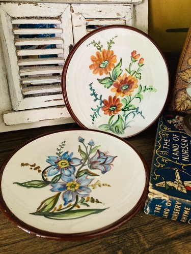 Two ceramic floral decorative - two,