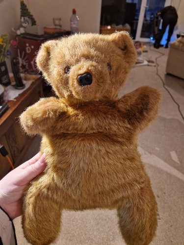 Bedford bears 1980 hand - 1980's,