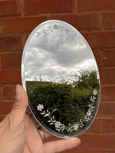 Laura ashley oval - laura,