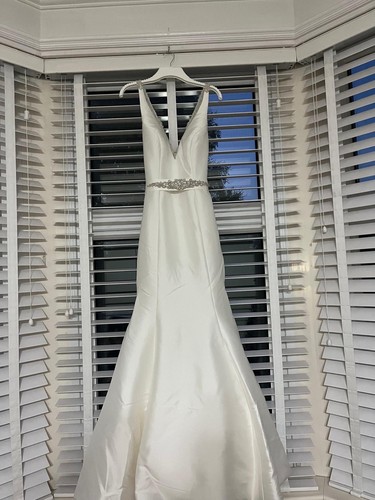 Morilee wedding gown size - wedding,