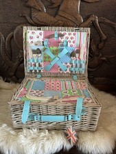 4 Person Wicker Picnic Hamper