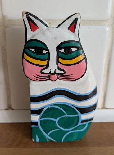 Vintage wooden folk art cat - wooden,