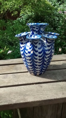 Antique vintage blue and - /,