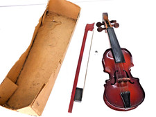 VIOLIN Figure Wooden Toy VINTAGE 24 cm Long Collectible 1947 Czechoslovakia